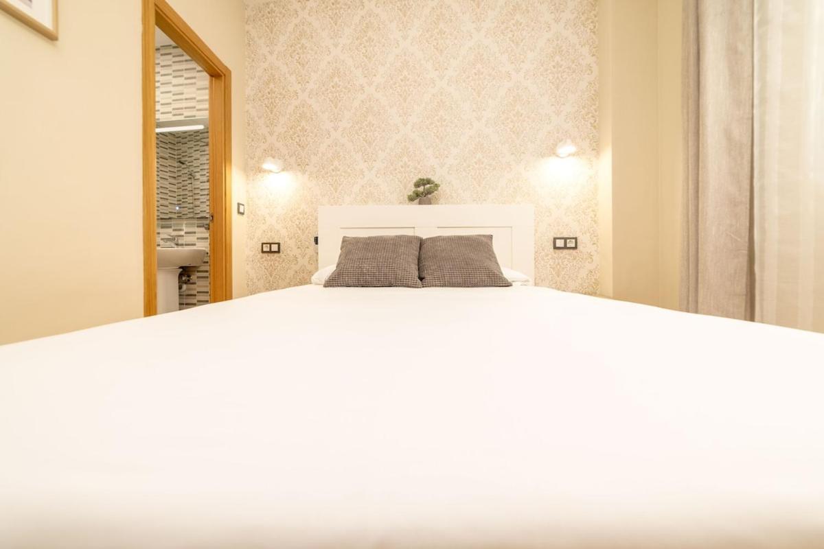 -Malagasunapts- Stylish City Centre Pool&Parking Luaran gambar